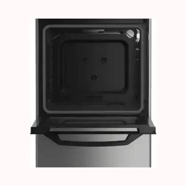 Forno cucina BEKO con porta aperta in acciaio inox dal design moderno