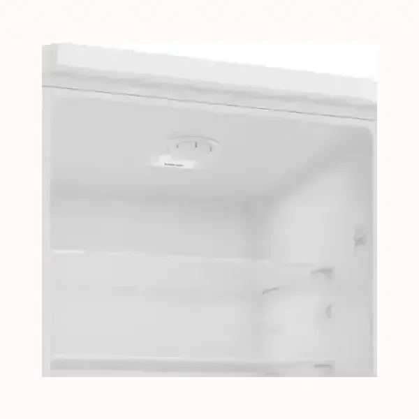 Interno frigorifero Beko vuoto con ripiani regolabili e luce interna bianca