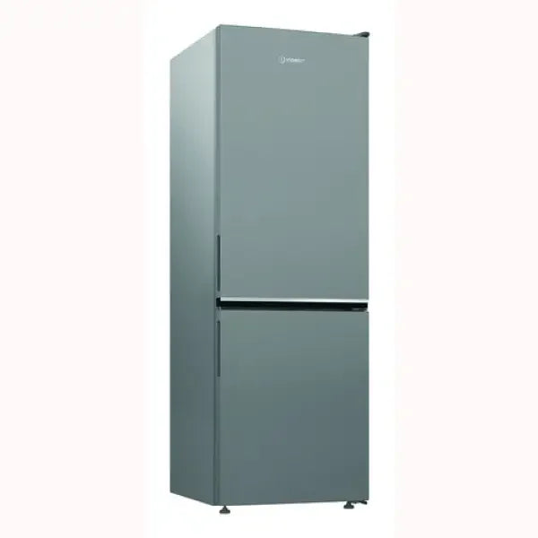 Frigo combinato Indesit in acciaio inox con doppia porta e design moderno