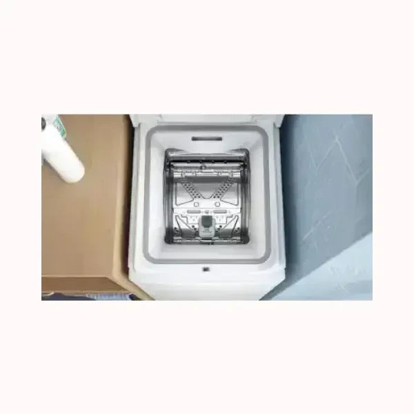 Lavatrici INDESIT con apertura dall'alto e cestello interno visibile per carico facile