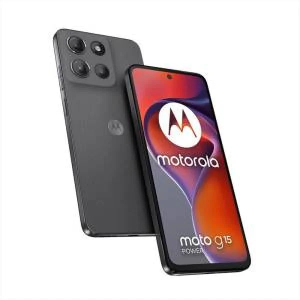 Smartphone Motorola Moto G15 nero con tripla fotocamera posteriore e display ampio a tutto schermo