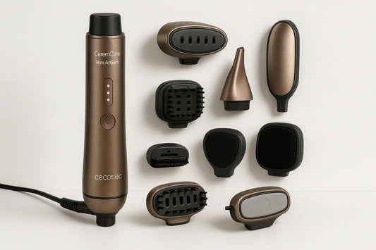 Set styler multifunzione Cecotec con manico e nove accessori intercambiabili per modellare e lisciare i capelli su sfondo bianco
