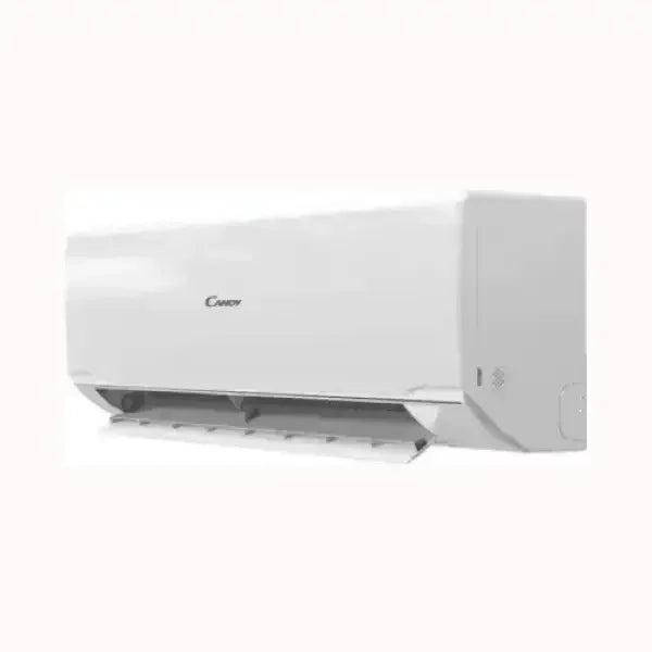 Condizionatore d'aria a parete bianco CANDY con design moderno e ventilazione regolabile