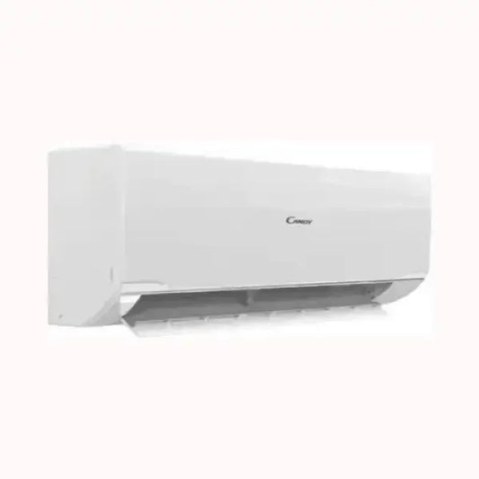 Condizionatore a parete bianco CANDY con design moderno ed efficiente per climatizzazione domestica