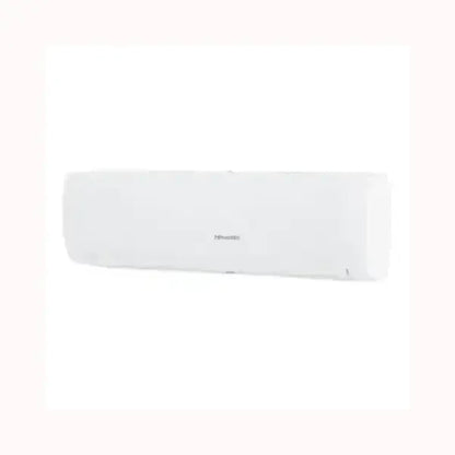 Condizionatore a parete bianco HISENSE con design moderno e compatto