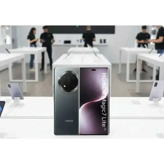 Smartphone Honor Magic7 Lite con design elegante e display ad alta risoluzione in un negozio tecnologico