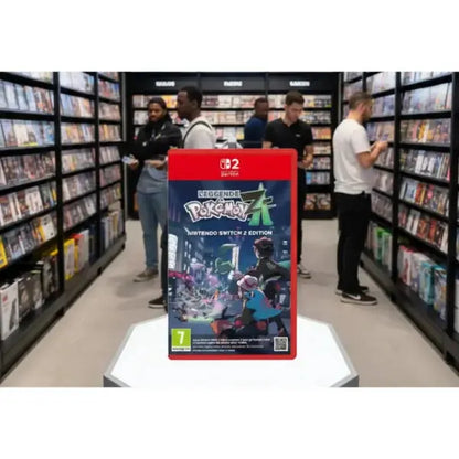 Gioco Legend of Pokémon per Nintendo Switch in un negozio di videogiochi con clienti in background