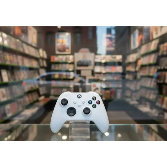 Controller wireless Xbox Serie XS in bianco, perfetto per giochi su console e multiplayer.
